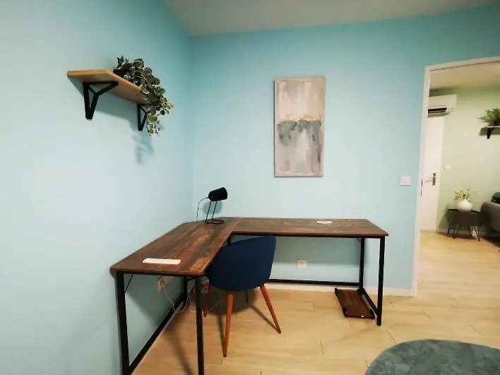 Bel Appartement T2 Meuble Proche De Toulouse Mondonville 0*,  Francia